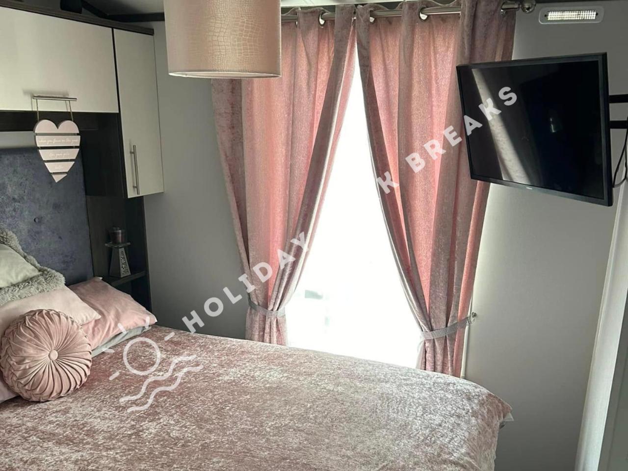 Luxury 2 Bedroom At Seal Bay Resort Селси Экстерьер фото