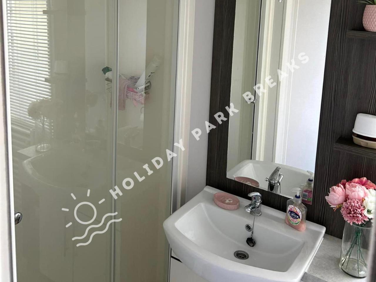 Luxury 2 Bedroom At Seal Bay Resort Селси Экстерьер фото